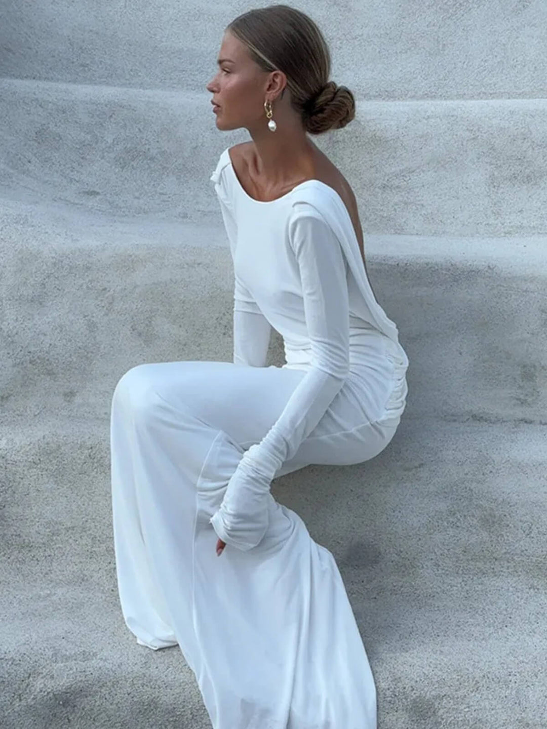 Pleated Elegant Backless Long-Sleeved Slim Fit Dress