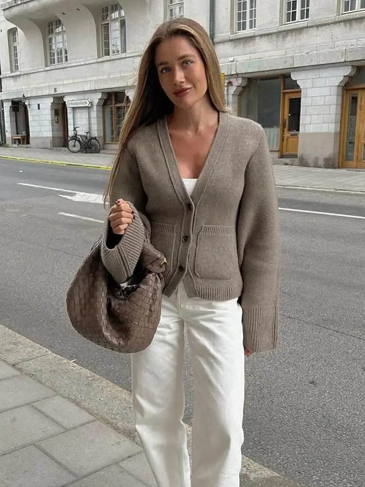 Women's Metal Buttons Knitted Cardigan