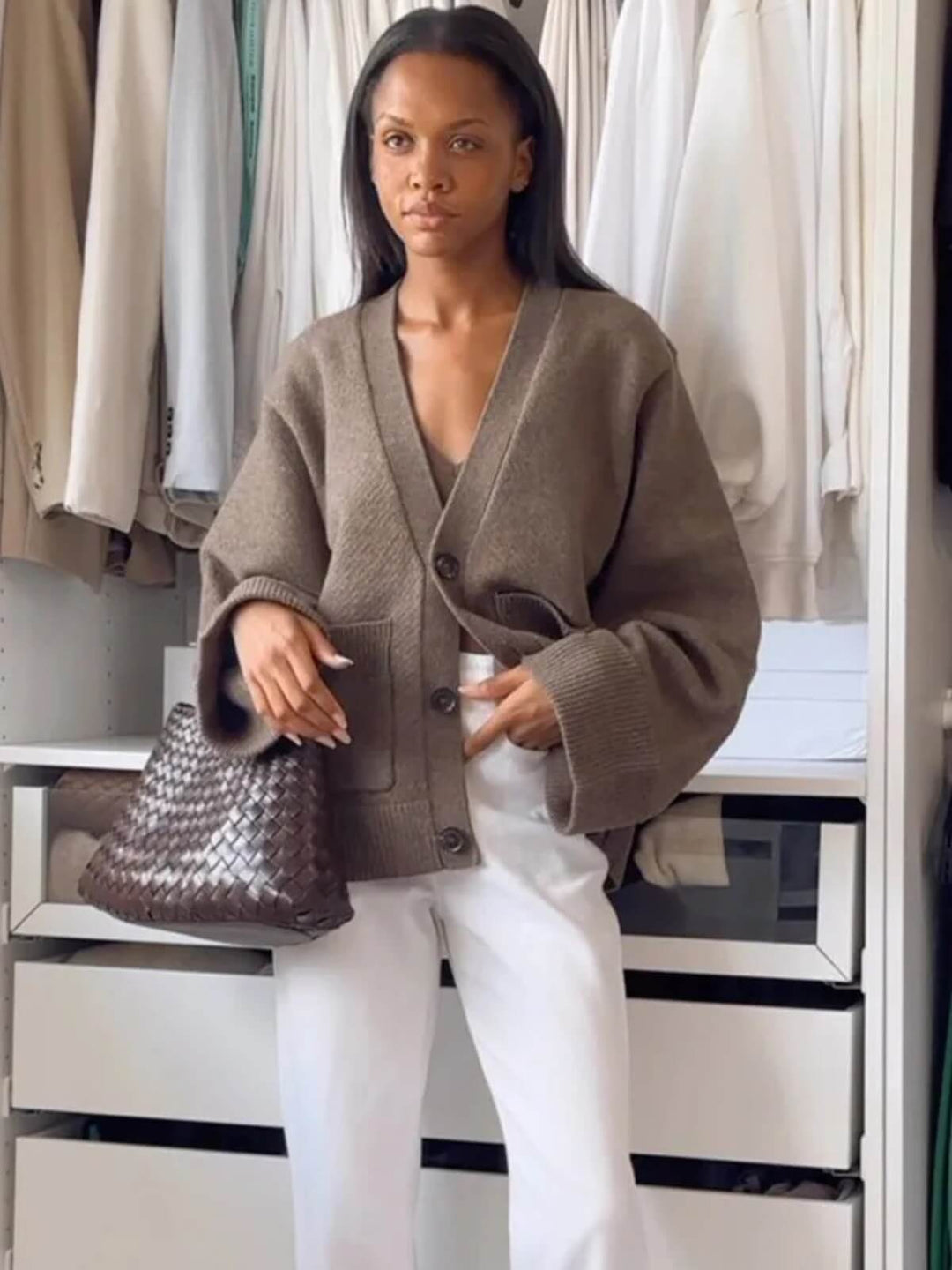 Women's V-neck Long Sleeves With Pocket Slim Metal Buttons Cardigan