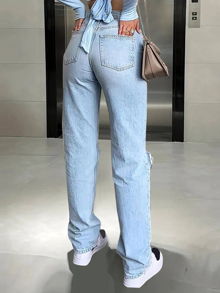 Comfortable Knee-Piercing Jeans