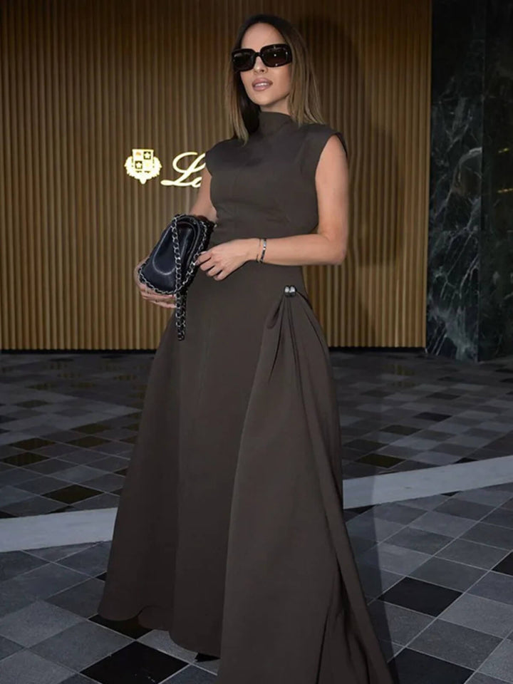 Elegant Collar Pleated A-Line Sleeveless Long Dress