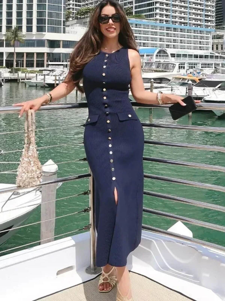 Elegant Sleeveless Ribbed Long Knit Dress