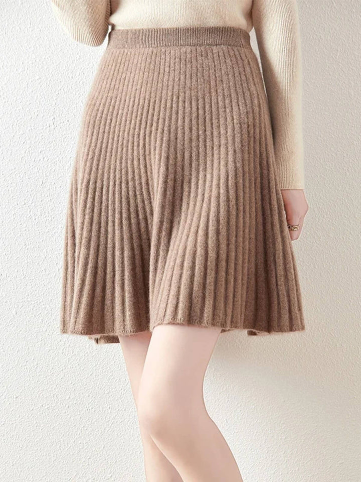 Fashionable Pleated Skirt