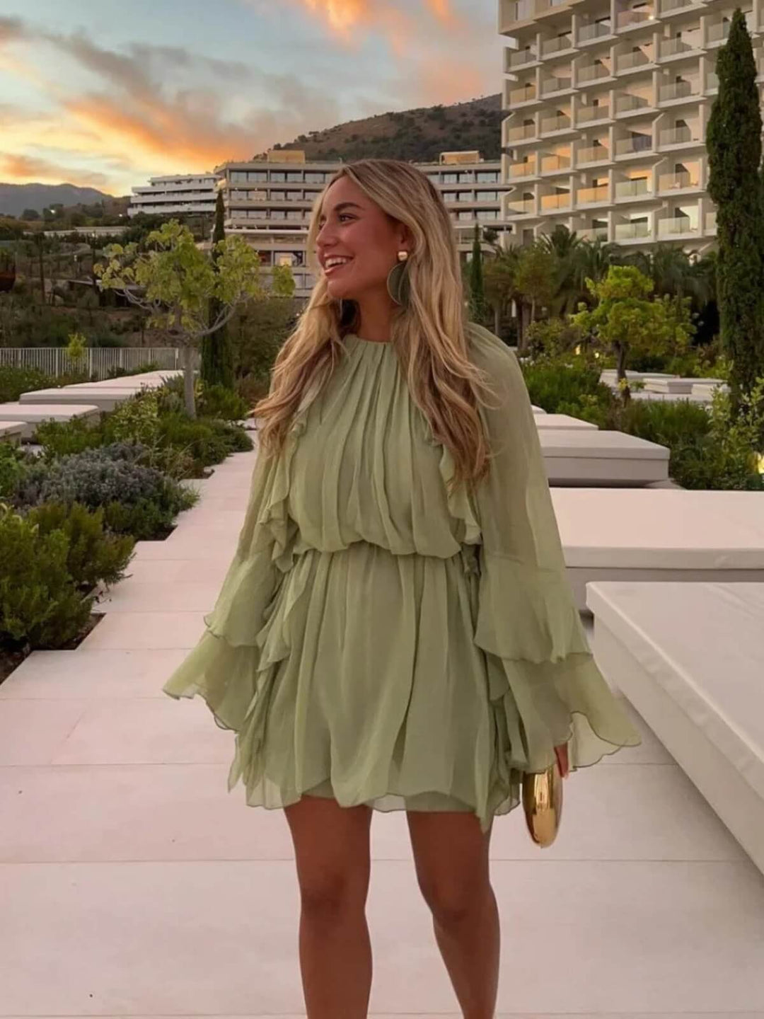 Elegant O-Neck Ruffled Pleated Mini Dress