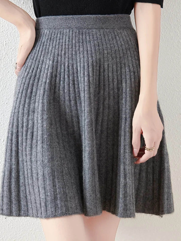 Fashionable Pleated Skirt