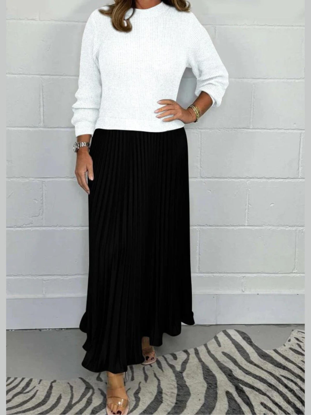 Elagant Two-Piece Sweater And Skirt Set