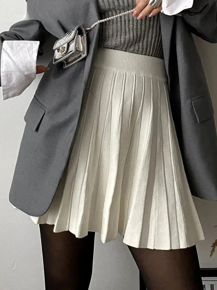 Women's Spring Knitted Pleated Mini Skirt