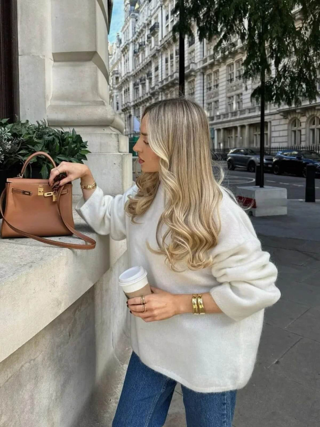 Classic O-neck Mohair Thick Knitted Sweater